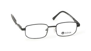 Image 2 of Black Square Rimmed Eyeglasses(TA0013UFM1V) from Fastrack Available at Titan Eye+