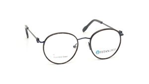 Image 2 of Black Round Eyeglasses for Men and Women from Titan Available at Titan Eye+