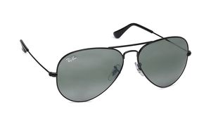 Image 2 of Black Aviator Men Sunglasses (RB3025I0023758|58) from Rayban Available at Titan Eye+