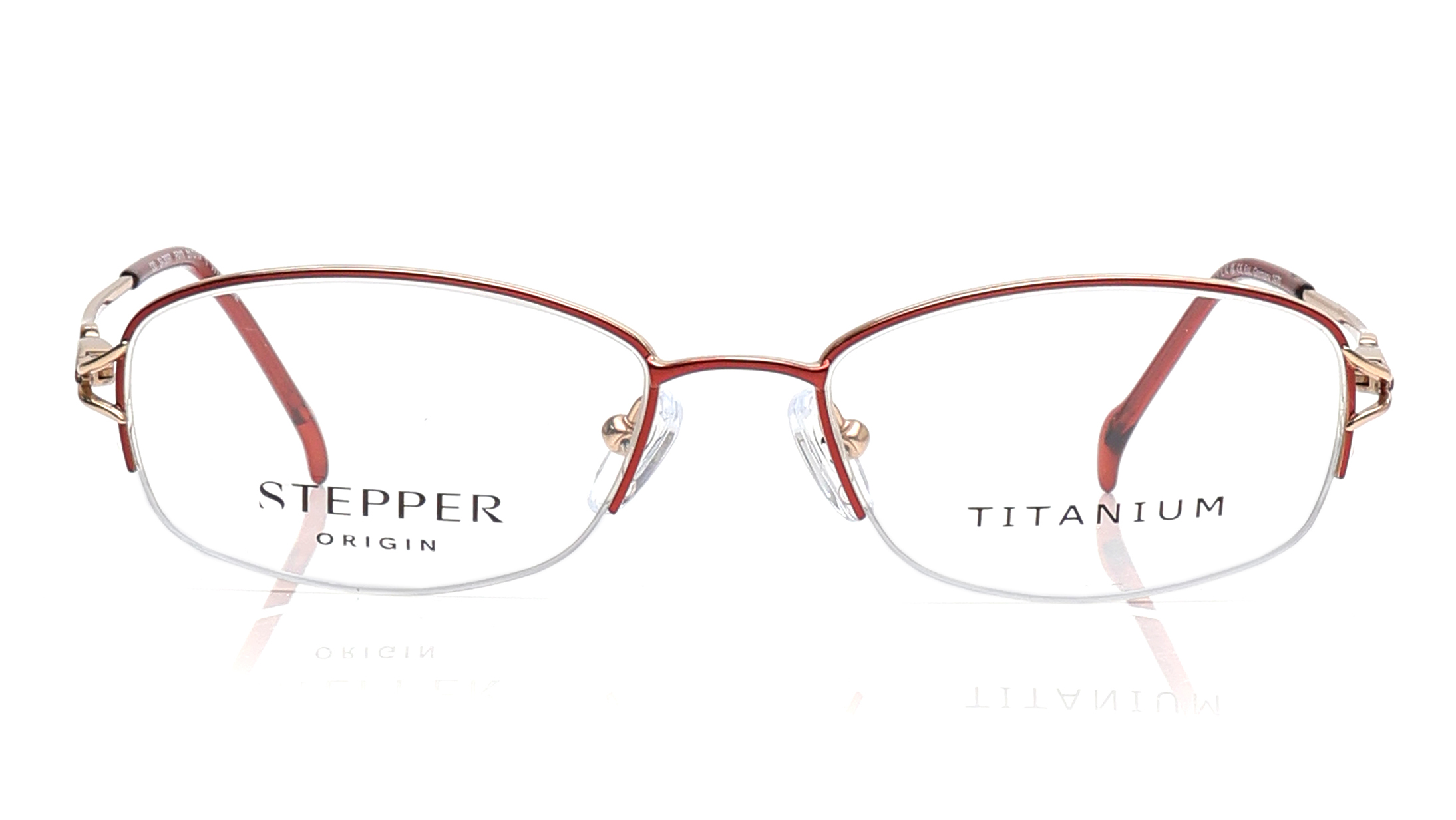 Image 1 of Maroon Oval Eyeglasses for Women from Stepper Available at Titan Eye+