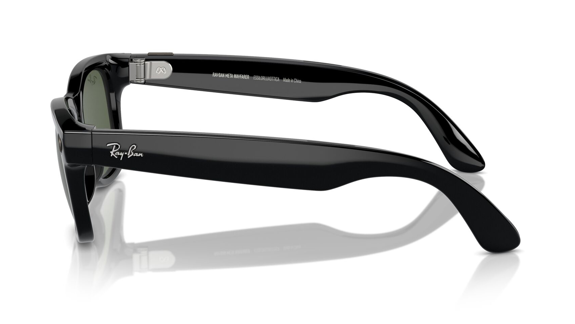 Image 4 of Green Square Rayban Meta AI Sunglasses for Men and Women from Rayban Available at Titan Eye+