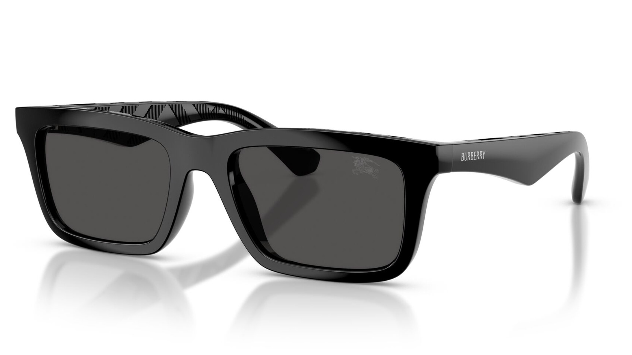 Black Wayfarer Sunglasses for Men available online at Titan Eye+ display picture 3