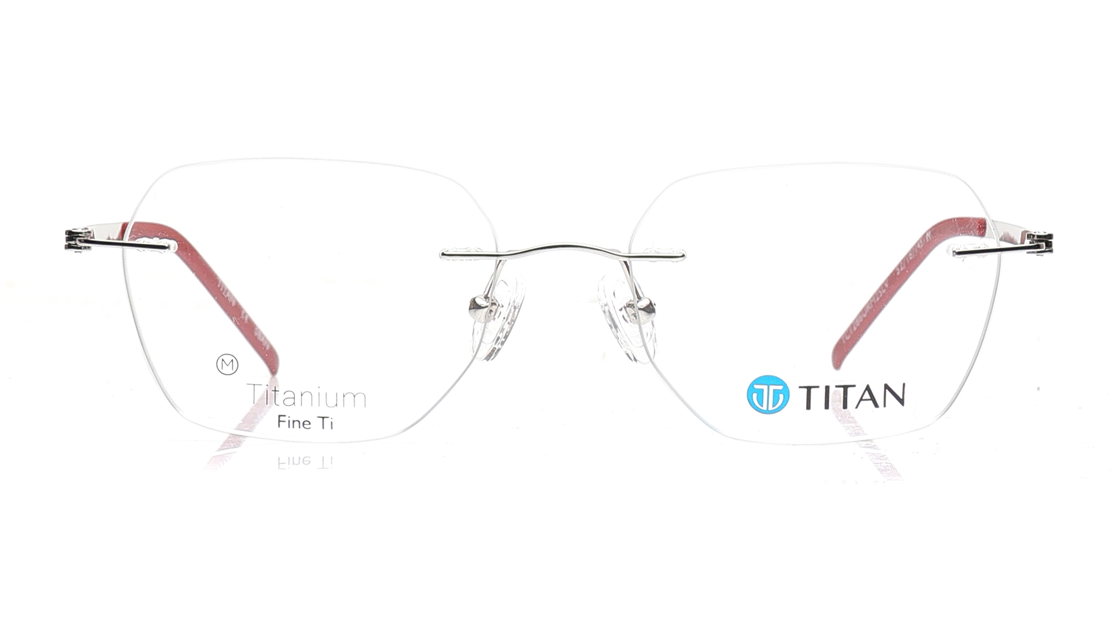 Image 1 of Silver Geometric Eyeglasses for Men and Women from Titan Available at Titan Eye+