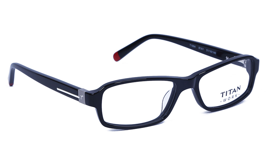 Image 1 of Black Rectangle Eyeglasses for Men and Women from Titan Available at Titan Eye+