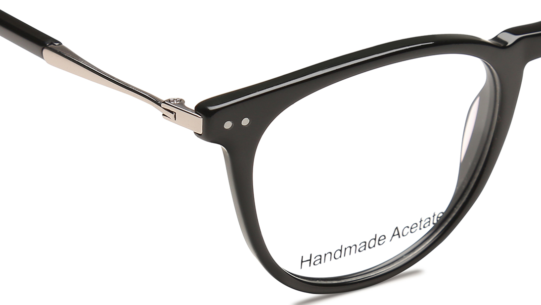 Black Square Eyeglasses for Men available online at Titan Eye+