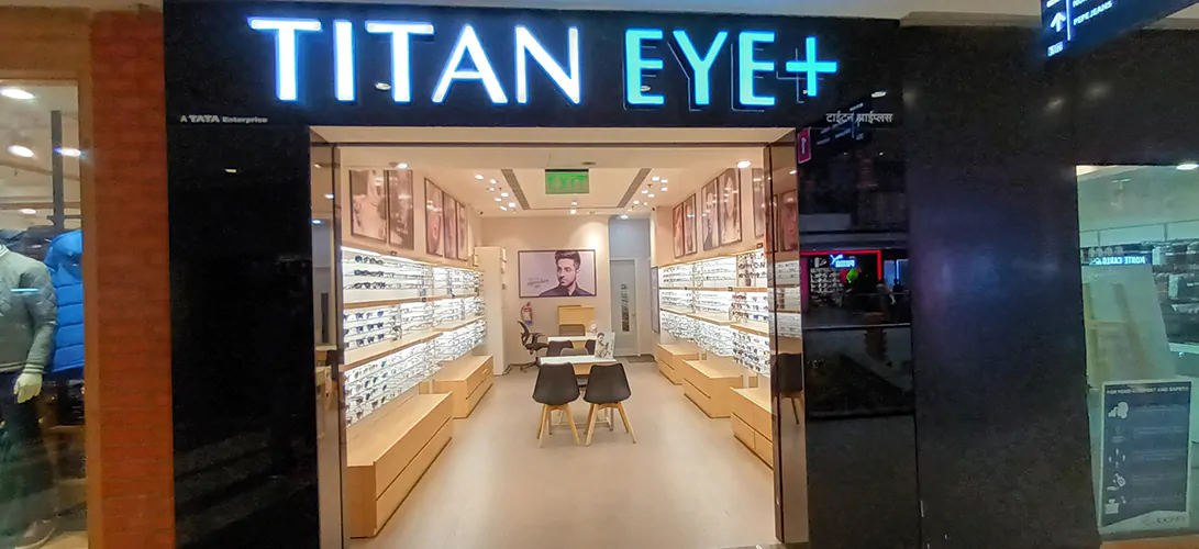 Titan showroom in phoenix mall sale