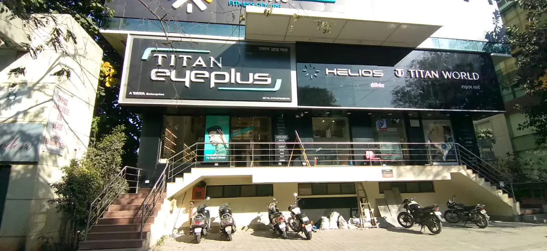 Visit Pune Titan Eye Aundh Optician Near me