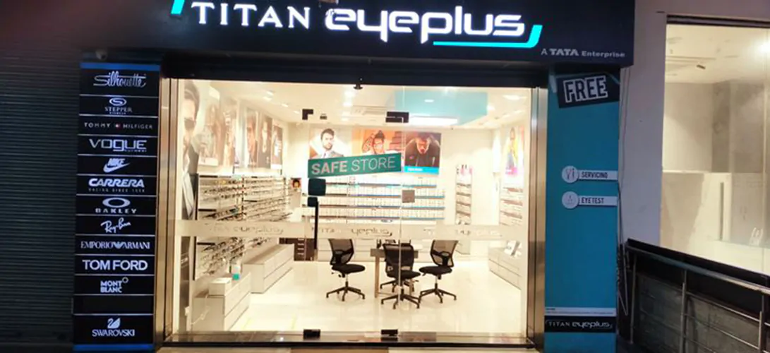 Visit Noida Titan Eye Jagat Farm Optician Near me